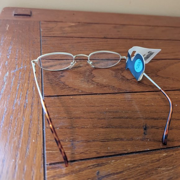 Personal Optics Burgundy Ladies Delicate Oval Reading Glasses Magnifier +200 NWT - Picture 4 of 5